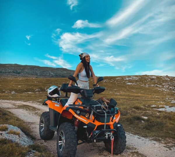 Gosti iz ATV Rent a Quad Livno uživaju u zajedničkoj vožnji